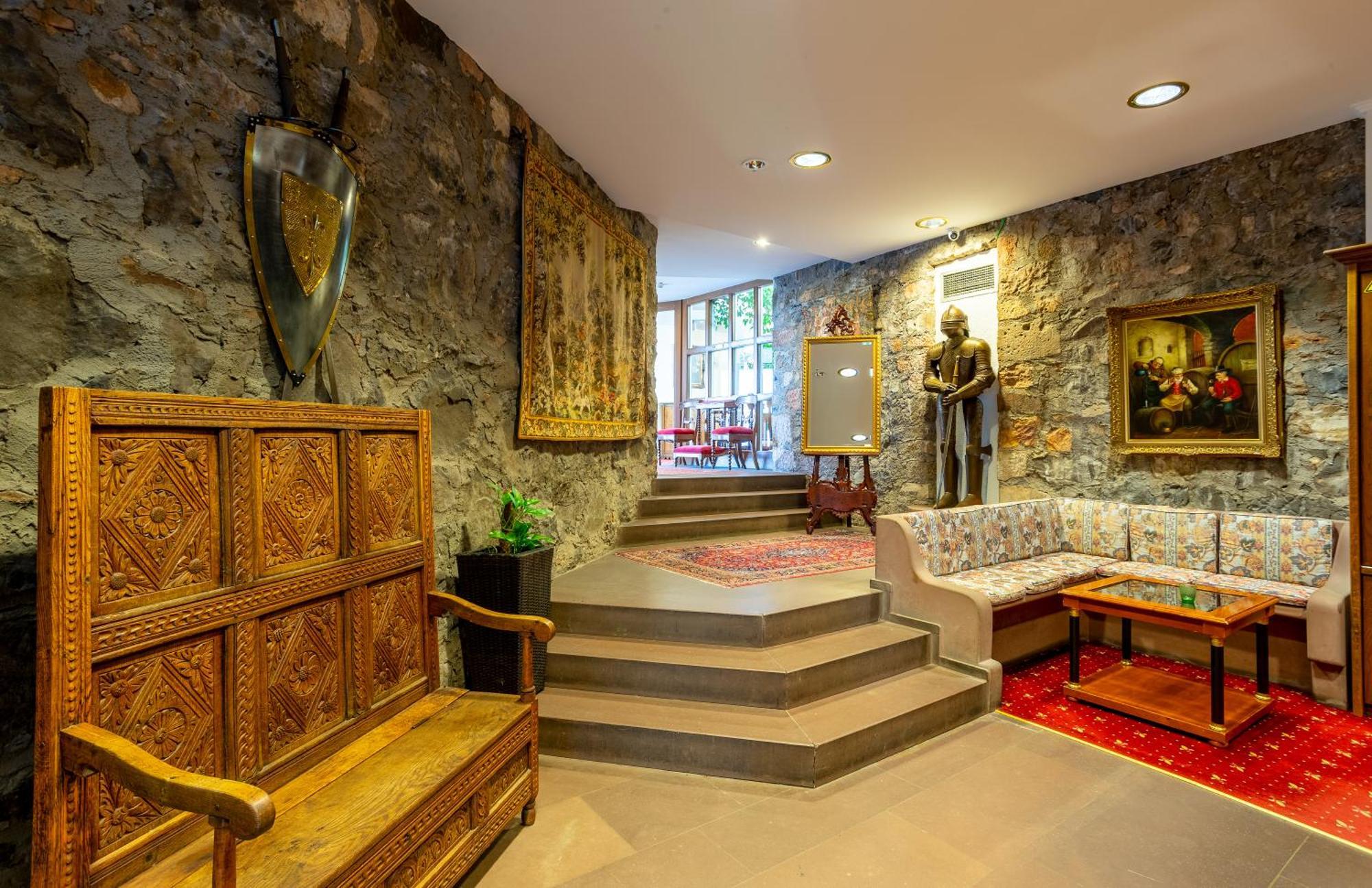 Burghotel Staufenberg Staufenberg  Kültér fotó